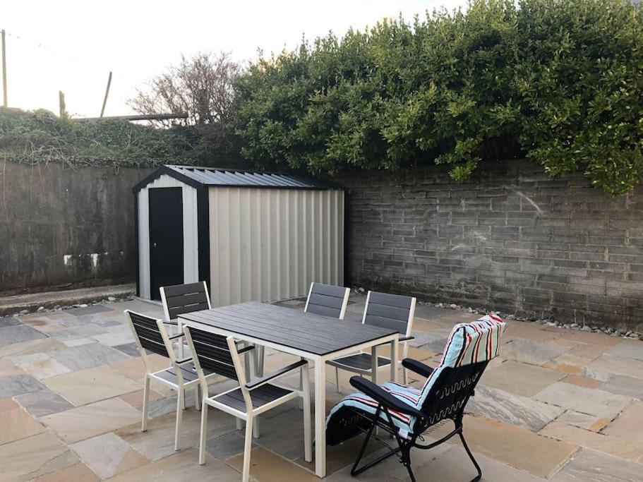 Townhouse Clifden: Located In The Heart Of Connemara Villa ภายนอก รูปภาพ